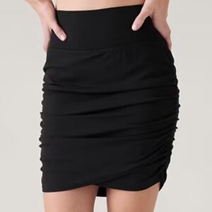 Athleta Black rouched skort